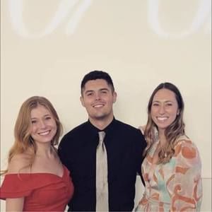 Meet your Posher, Christian